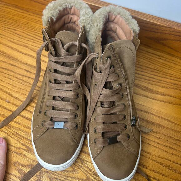 Ugg High Top Sneaker Women's Size 9 Tan Shearling Trim - Picture 9 of 15